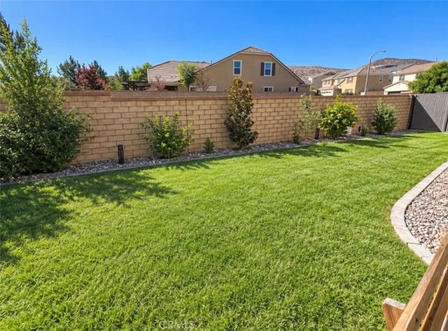 30528 Falcon Nest, Menifee, CA 92584