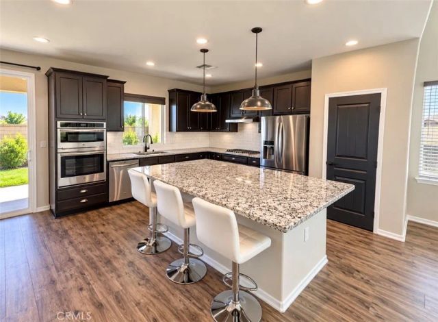30528 Falcon Nest, Menifee, CA 92584