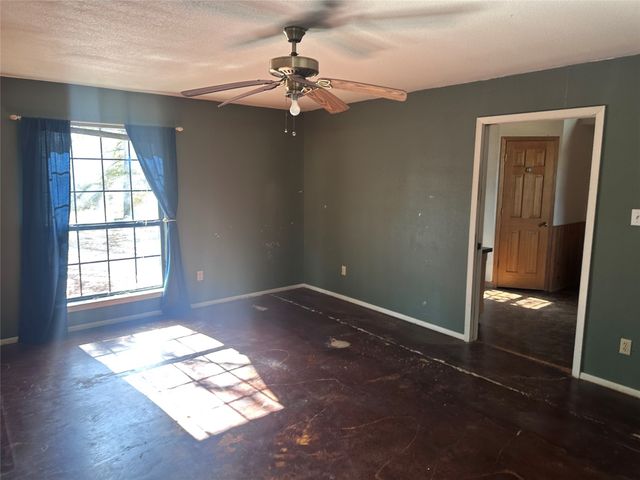 11520 FM 428, Aubrey, TX 76227