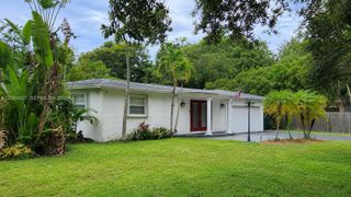 4020 SW 2nd St, Plantation, FL 33317
