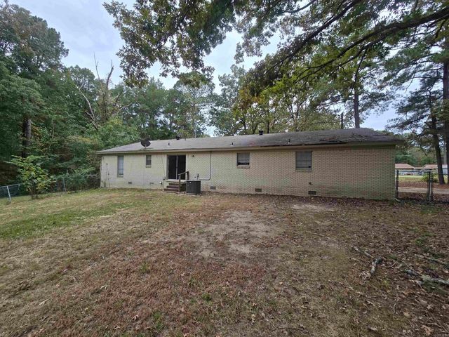 517 S Highway 365 Highway, Redfield, AR 72132