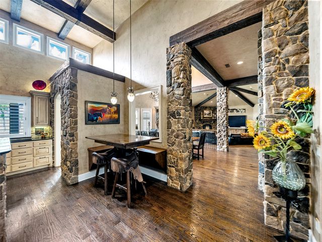 1950 W Sherman Drive, Aubrey, TX 76227