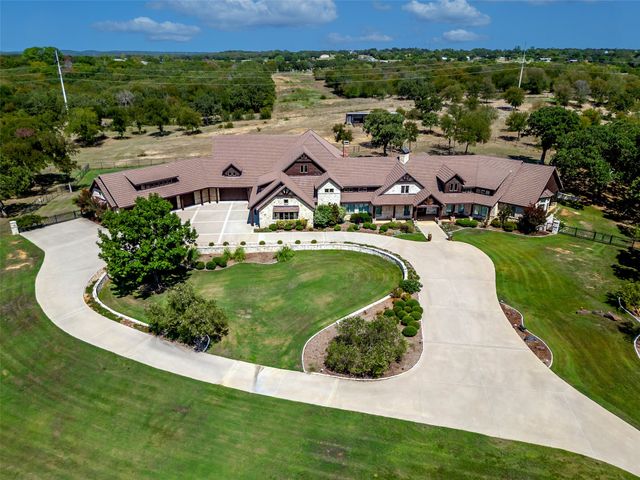 1950 W Sherman Drive, Aubrey, TX 76227