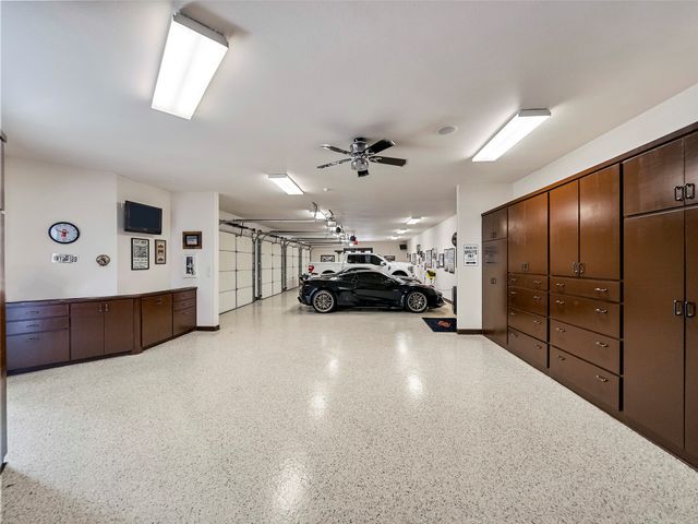 1950 W Sherman Drive, Aubrey, TX 76227