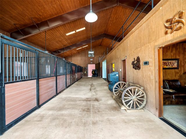 1950 W Sherman Drive, Aubrey, TX 76227