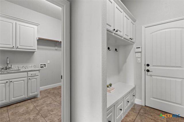 397 Eagle Landing Drive, Belton, TX 76513