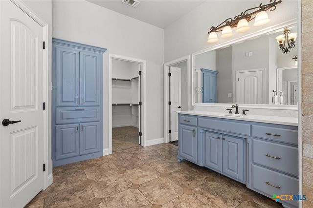 397 Eagle Landing Drive, Belton, TX 76513