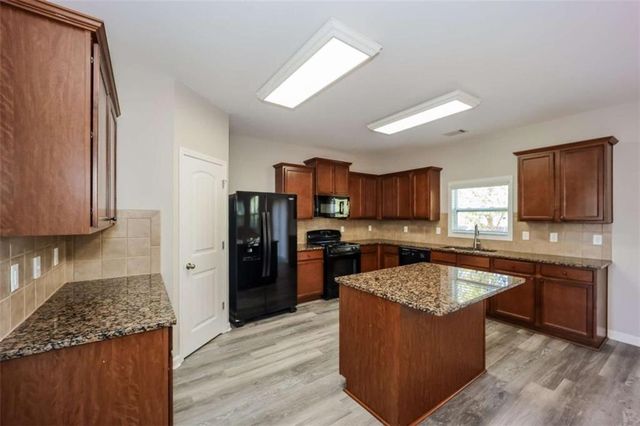 4673 Irish Red Court, Union City, GA 30291