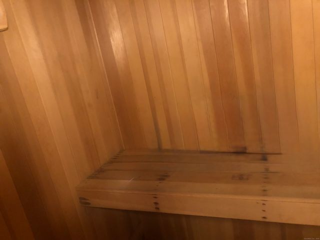 40 Ferncliff Drive, West Hartford, CT 06117