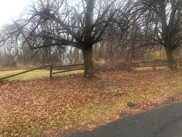 40 Ferncliff Drive, West Hartford, CT 06117