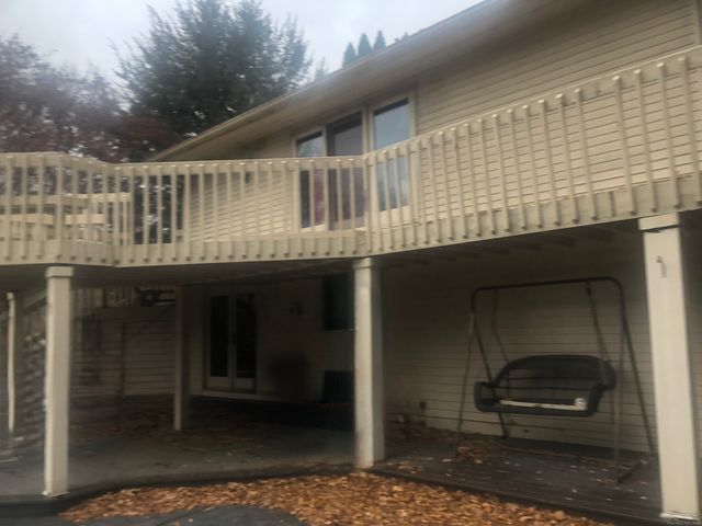 40 Ferncliff Drive, West Hartford, CT 06117