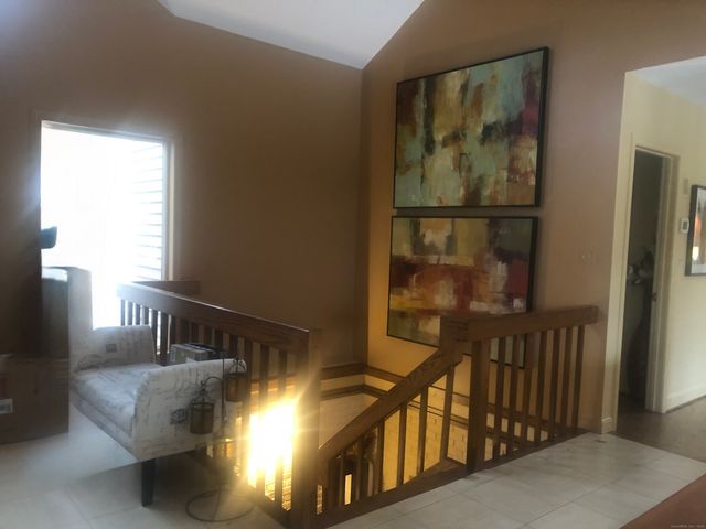 40 Ferncliff Drive, West Hartford, CT 06117