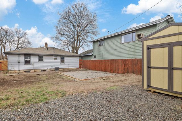 818 E Courtland Ave, Spokane, WA 99207