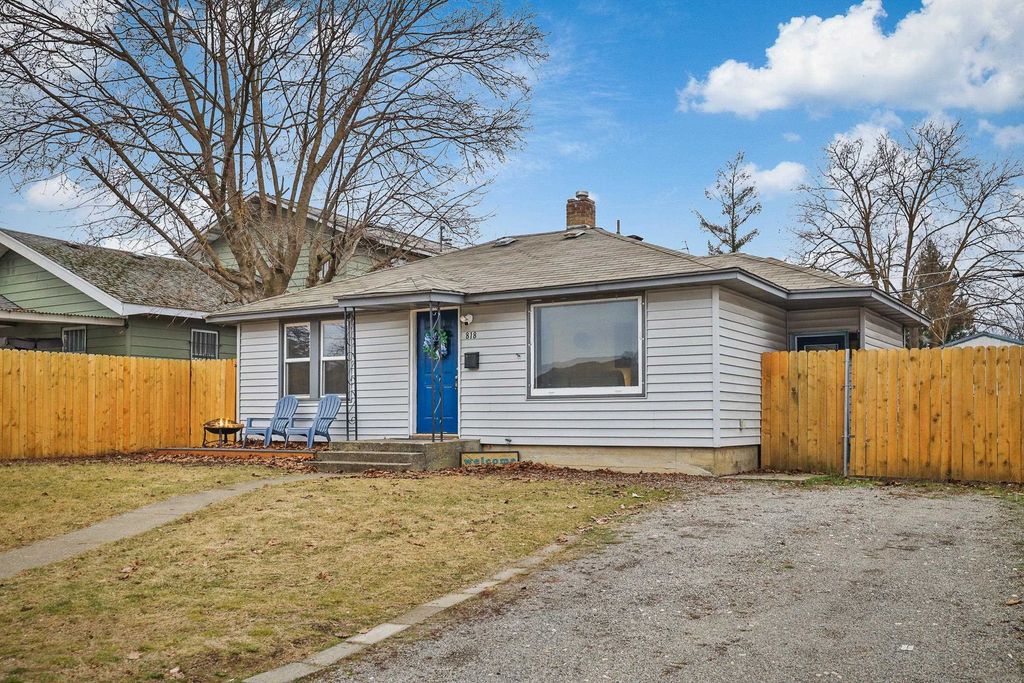 818 E Courtland Ave, Spokane, WA 99207