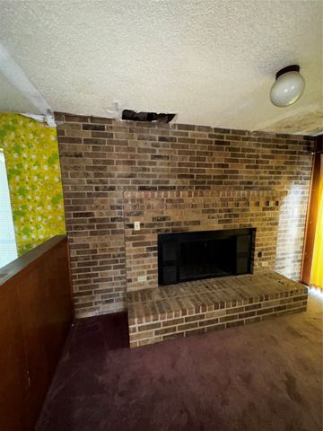 5645 Comer Drive, Fort Worth, TX 76134