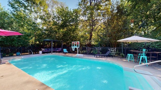 414 Conway Boulevard, Conway, AR 72034