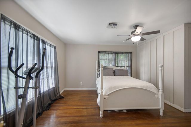 211 15th Street, Hempstead, TX 77445