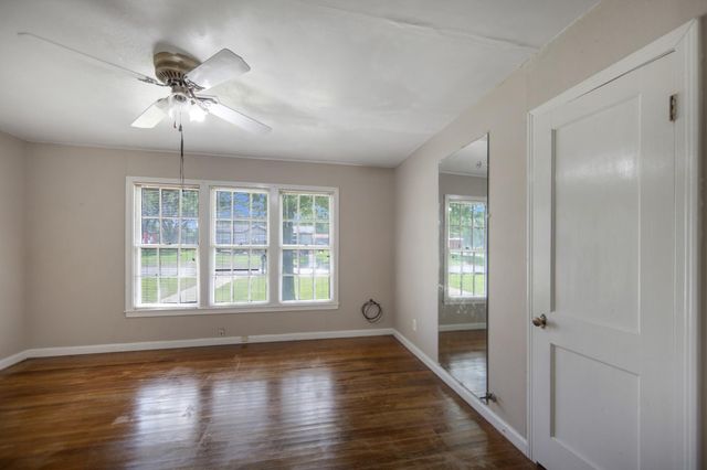 211 15th Street, Hempstead, TX 77445