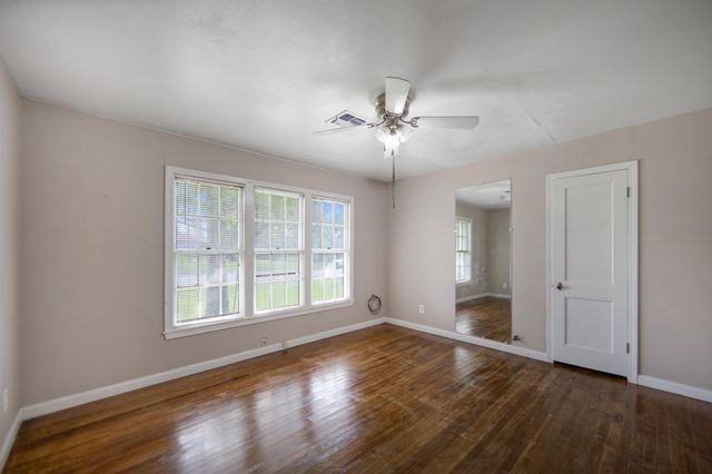 211 15th Street, Hempstead, TX 77445
