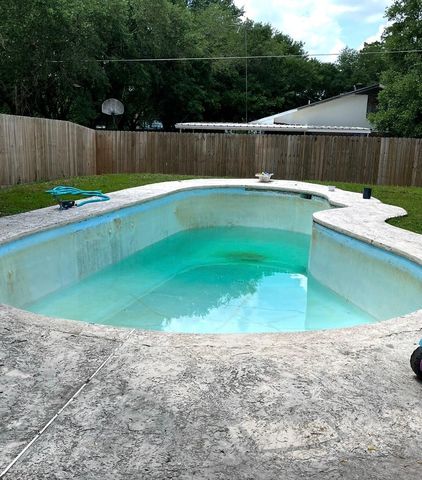 211 15th Street, Hempstead, TX 77445