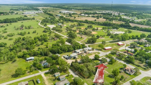 211 15th Street, Hempstead, TX 77445
