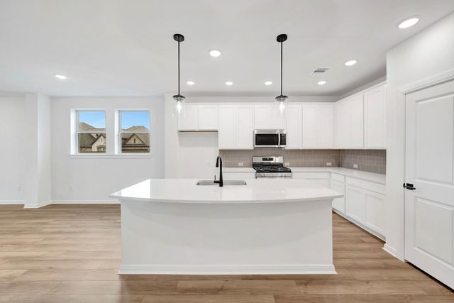 42612 Mystery Lane, Magnolia, TX 77354