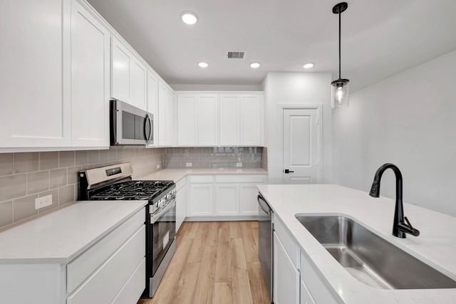 42612 Mystery Lane, Magnolia, TX 77354