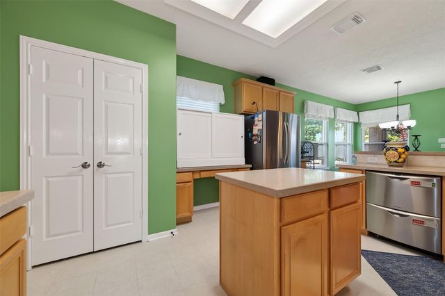 9603 Summer Breeze Drive, Pearland, TX 77584