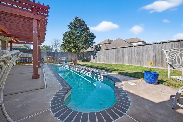 9603 Summer Breeze Drive, Pearland, TX 77584