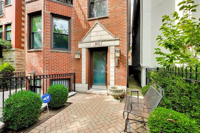 2032 N BURLING Street 3, Chicago, IL 60614