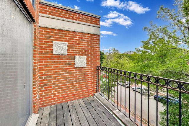2032 N BURLING Street 3, Chicago, IL 60614