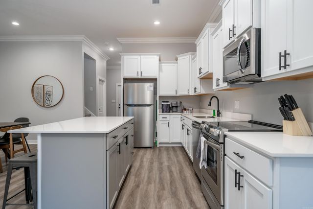 217 Long Beach Drive, Hot Springs, AR 71913