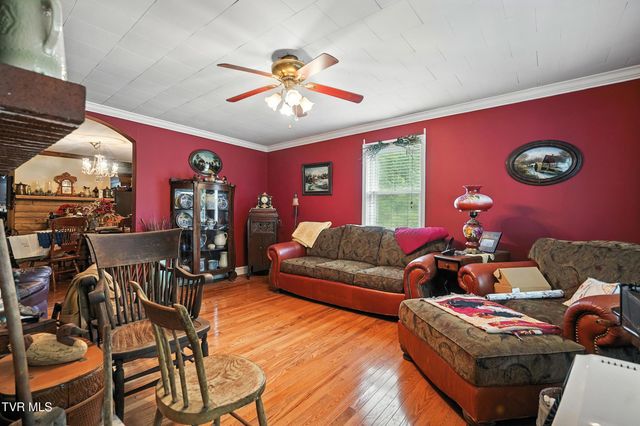 810 Big Dry Run Road, Mountain City, TN 37683