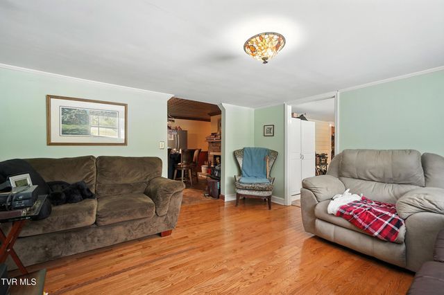 810 Big Dry Run Road, Mountain City, TN 37683