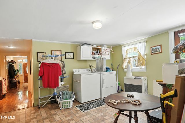 810 Big Dry Run Road, Mountain City, TN 37683