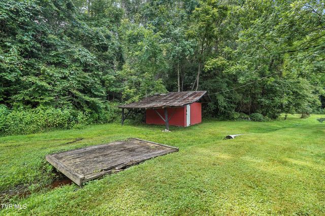 810 Big Dry Run Road, Mountain City, TN 37683
