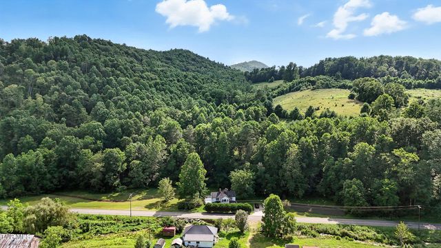 810 Big Dry Run Road, Mountain City, TN 37683