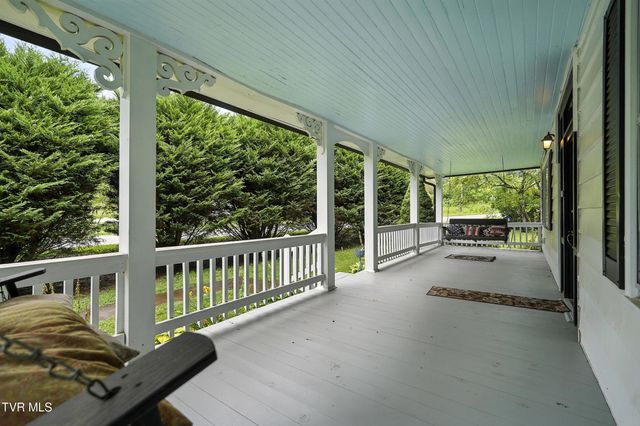 810 Big Dry Run Road, Mountain City, TN 37683