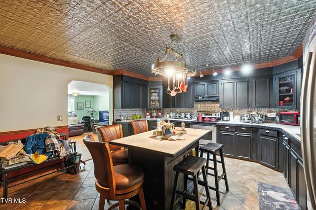 810 Big Dry Run Road, Mountain City, TN 37683