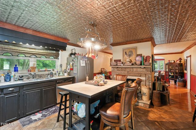 810 Big Dry Run Road, Mountain City, TN 37683