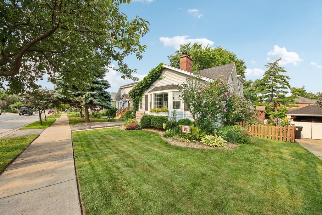 1216 Canfield Road, Park Ridge, IL 60068 — photo 4