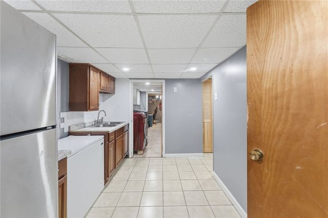 11 Gilmore Street, Pawtucket, RI 02861