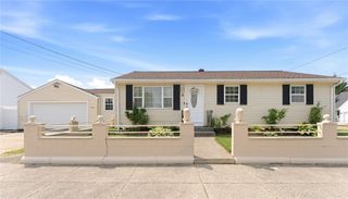11 Gilmore Street, Pawtucket, RI 02861