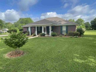1006 Pine Hill Drive, Carthage, MS 39051