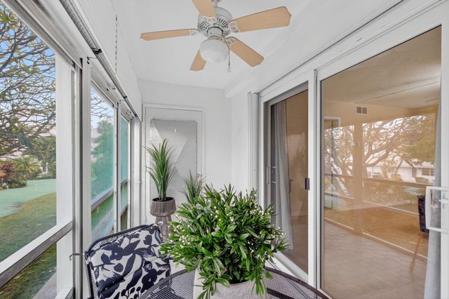 2050 NE 39th Street S210, Lighthouse Point, FL 33064