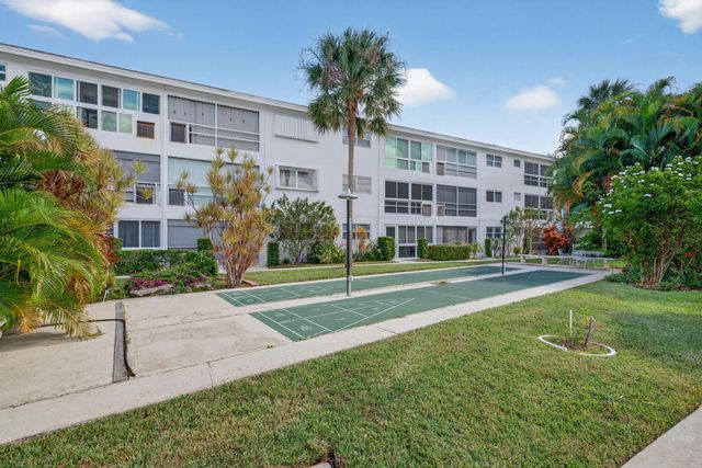 2050 NE 39th Street S210, Lighthouse Point, FL 33064