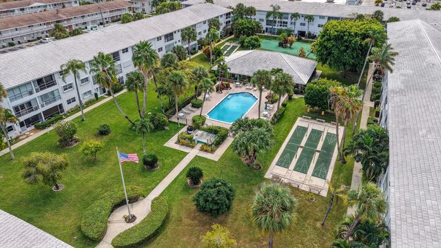 2050 NE 39th Street S210, Lighthouse Point, FL 33064