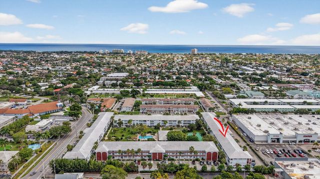 2050 NE 39th Street S210, Lighthouse Point, FL 33064