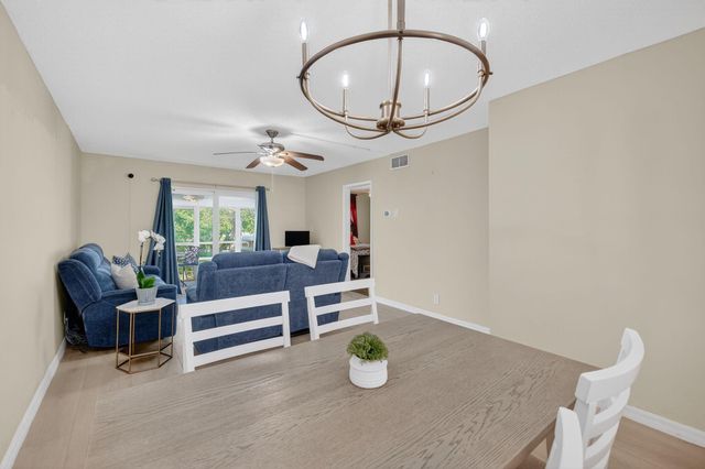 2050 NE 39th Street S210, Lighthouse Point, FL 33064