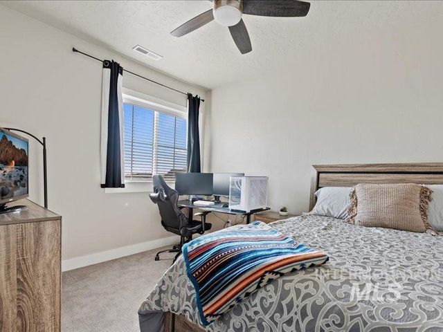 1683 Loch Ness, Middleton, ID 83644